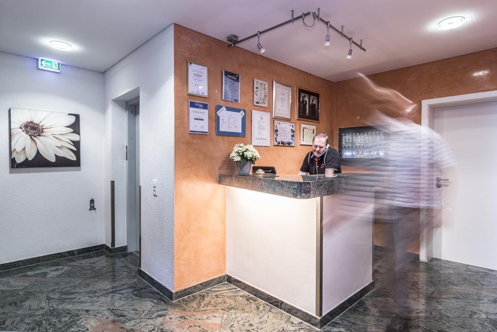 Hotel Garni Oberrhein Райнфельден Екстер'єр фото